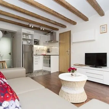 Apartments Sfamilia Barcelona Barcelona